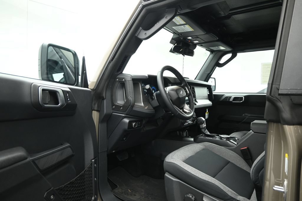 New 2026 Ford Bronco Big Bend AWD/4WD image 6