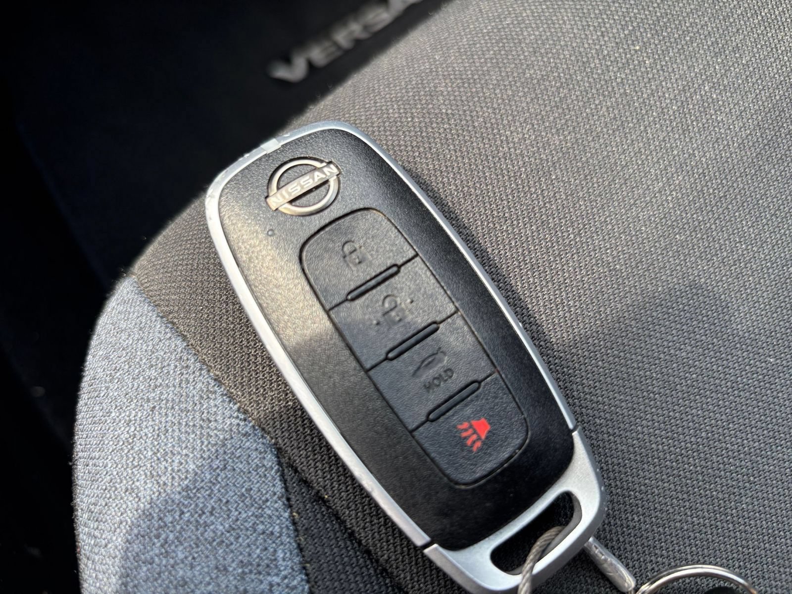 Used 2025 Nissan Versa SV FWD image 23