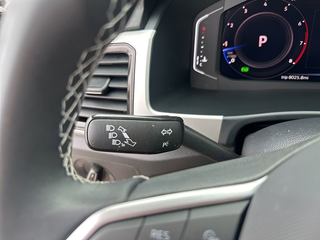 Used 2022 Volkswagen Atlas SE image 32