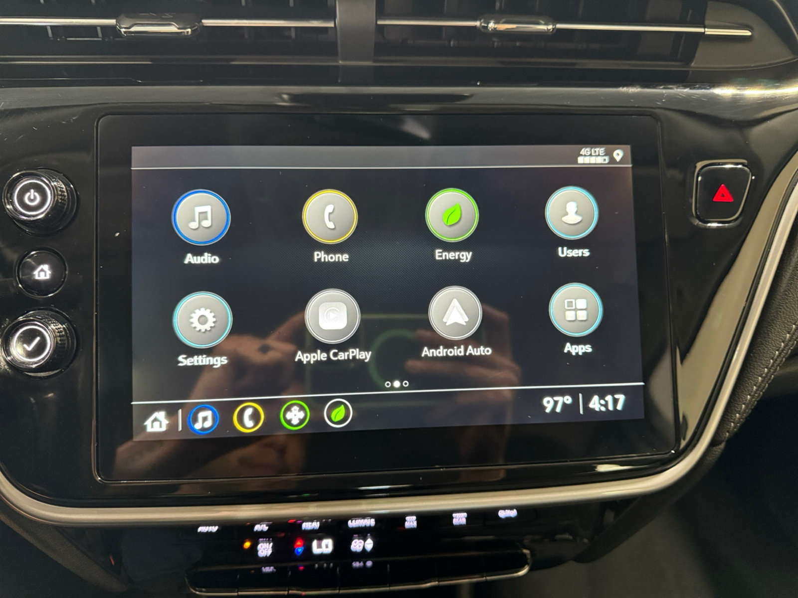 Used 2023 Chevrolet Bolt EUV LT FWD image 10