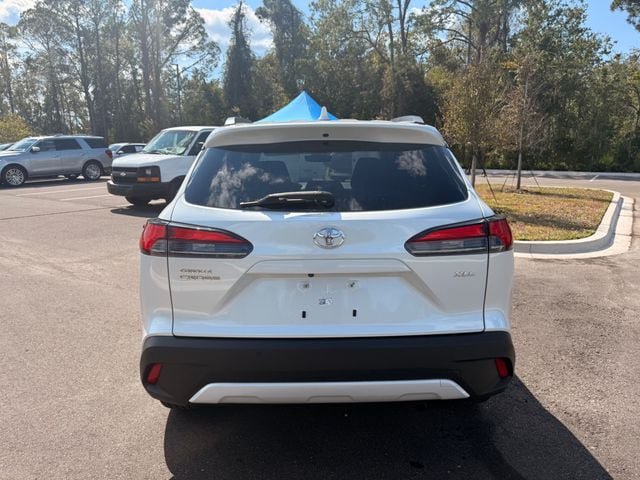 Used 2022 Toyota Corolla Cross XLE FWD image 16