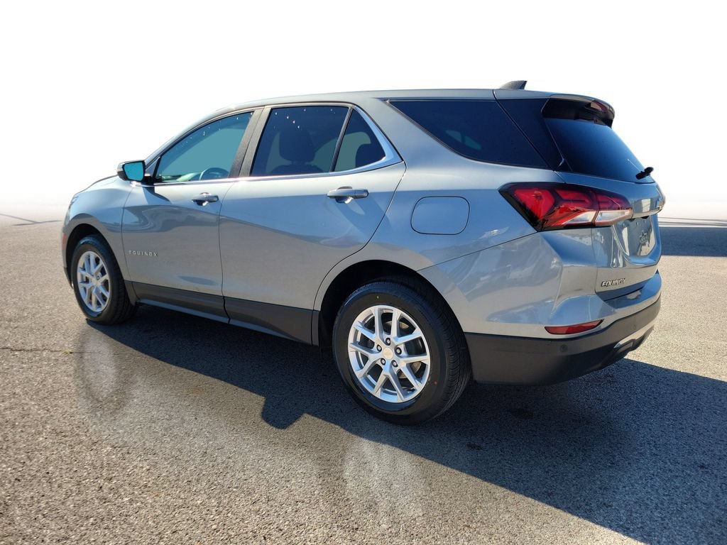 Used 2024 Chevrolet Equinox LT AWD/4WD image 3