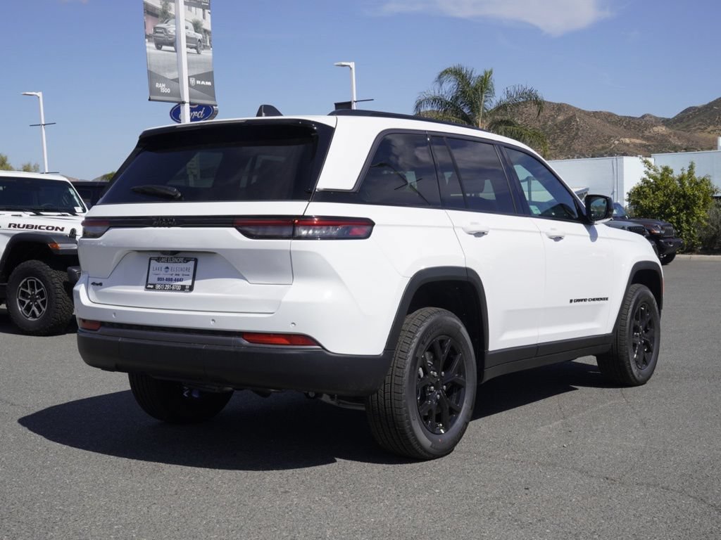 New 2026 Jeep Grand Cherokee Altitude AWD/4WD image 4