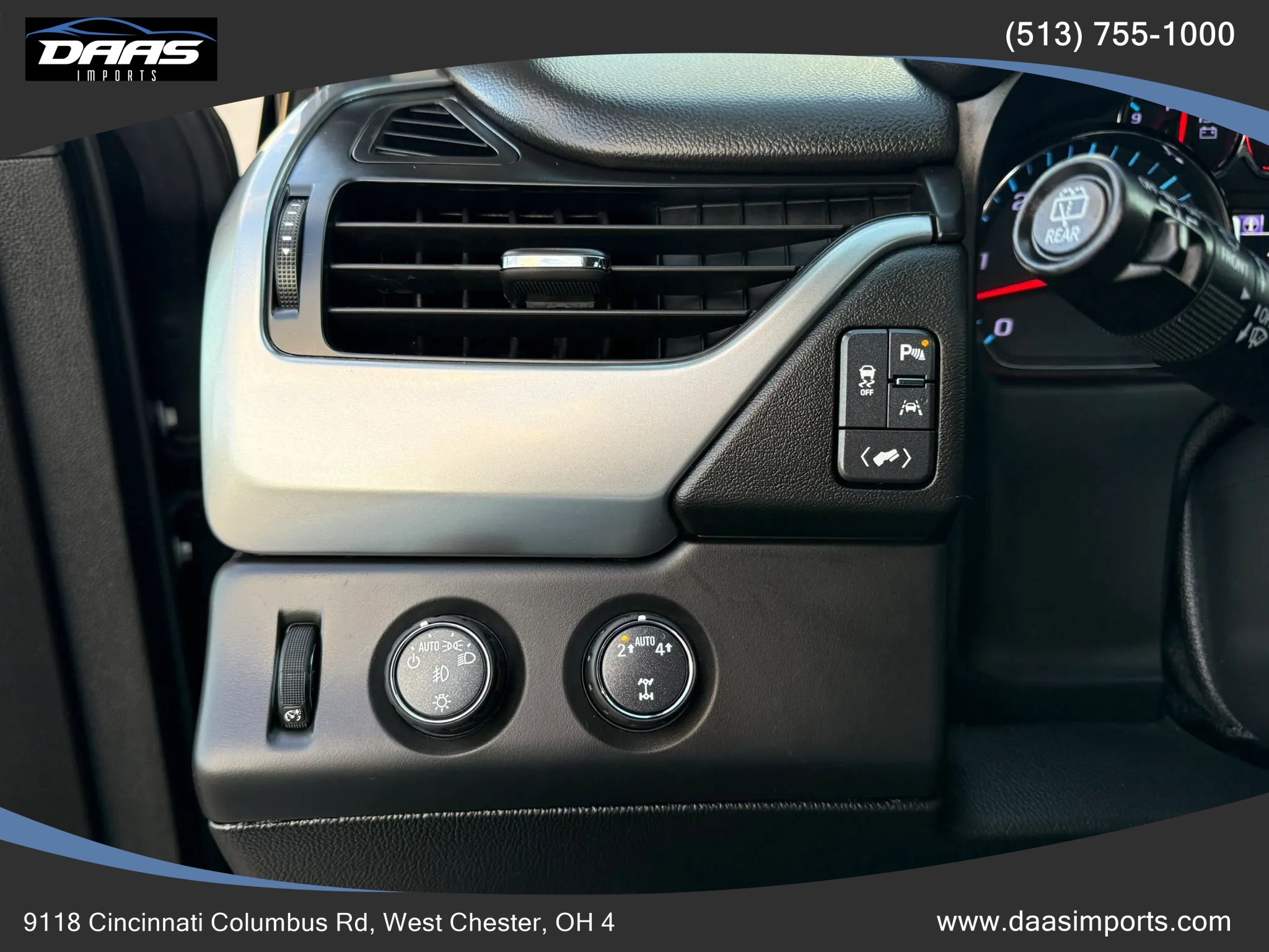 Used 2020 Chevrolet Suburban LT AWD/4WD image 48