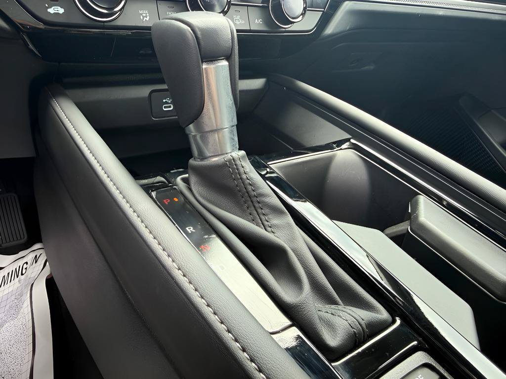 Certified 2025 Honda Accord Touring image 30