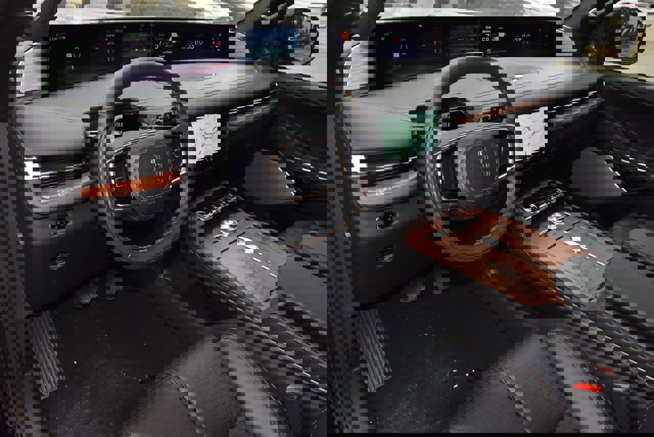 New 2026 Lincoln Navigator Black Label image 39