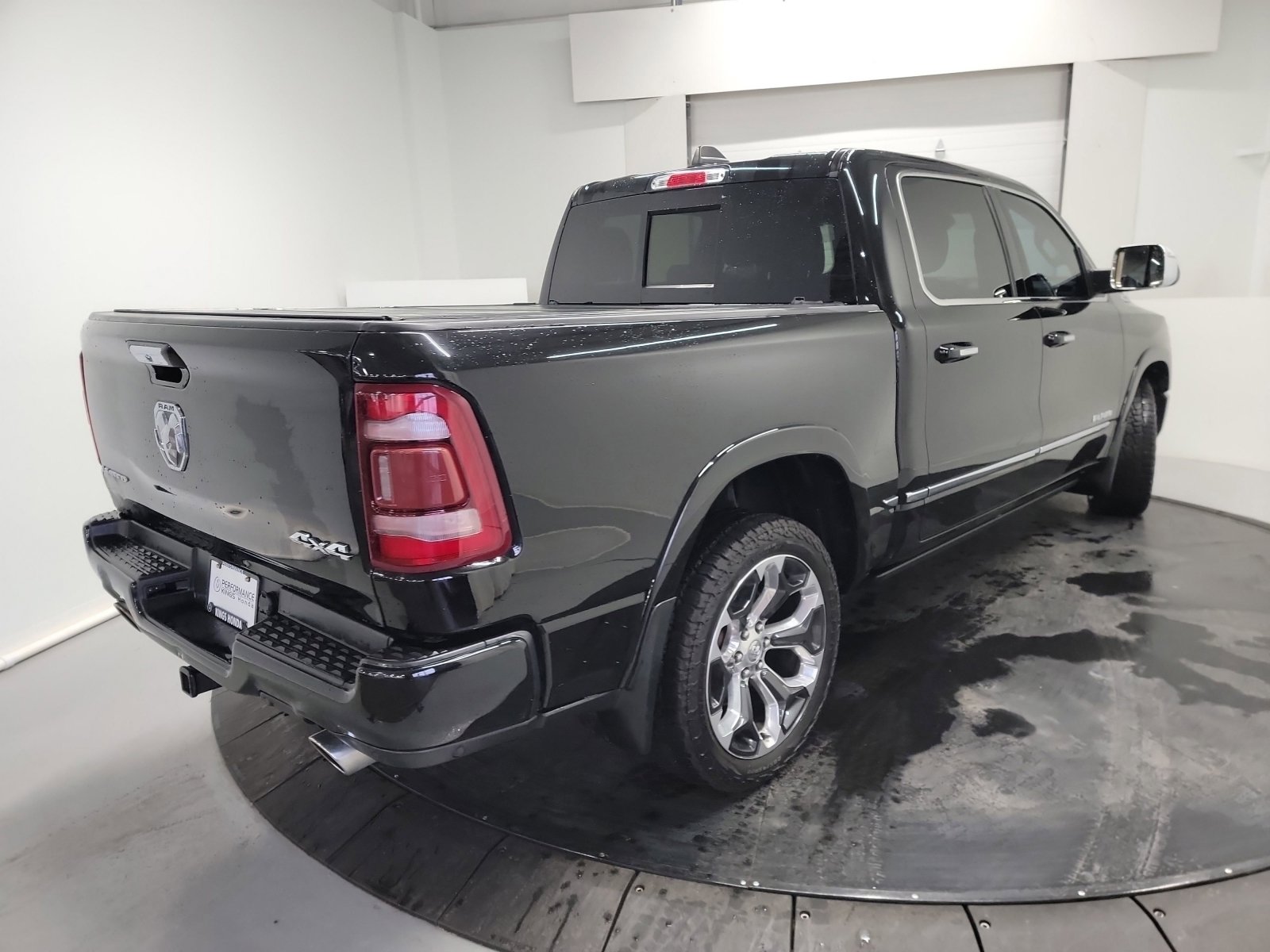 Used 2019 RAM 1500 Limited image 9