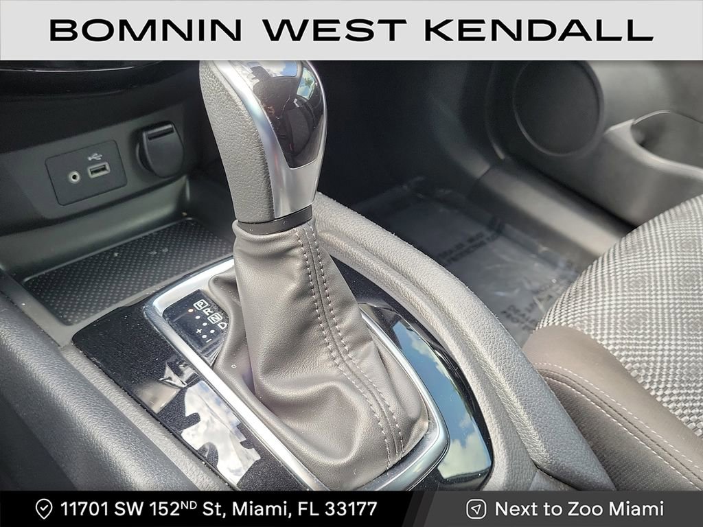 Used 2022 Nissan Rogue Sport SV image 22