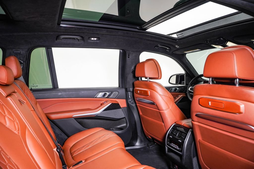 Used 2024 BMW X7 M60i w/ Executive Package AWD/4WD image 16