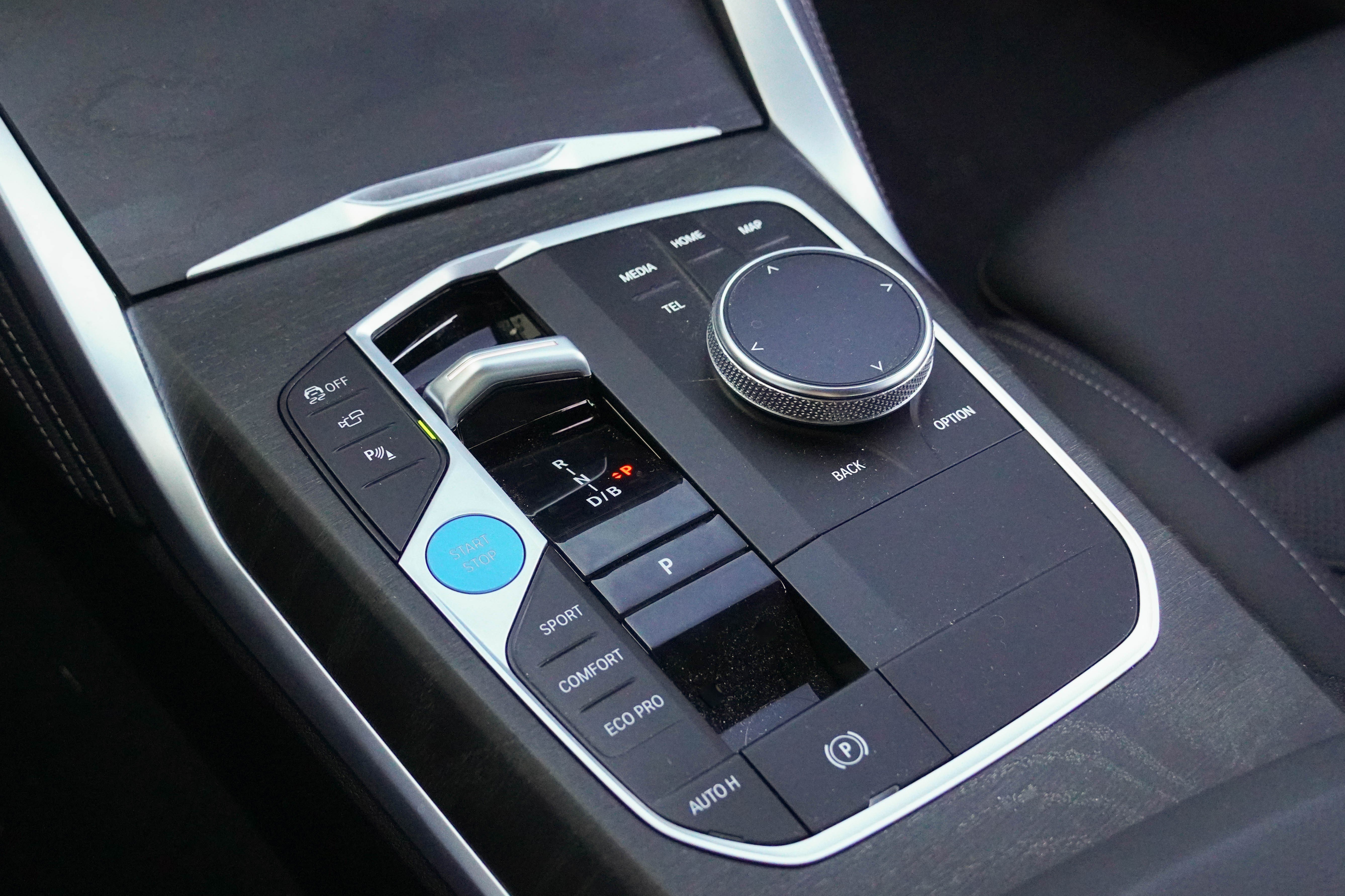 Certified 2023 BMW i4 eDrive40 w/ M Sport Package RWD image 31