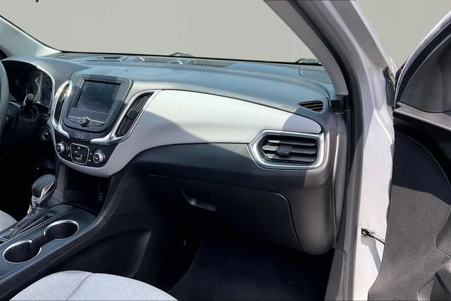 Used 2022 Chevrolet Equinox LT FWD image 18