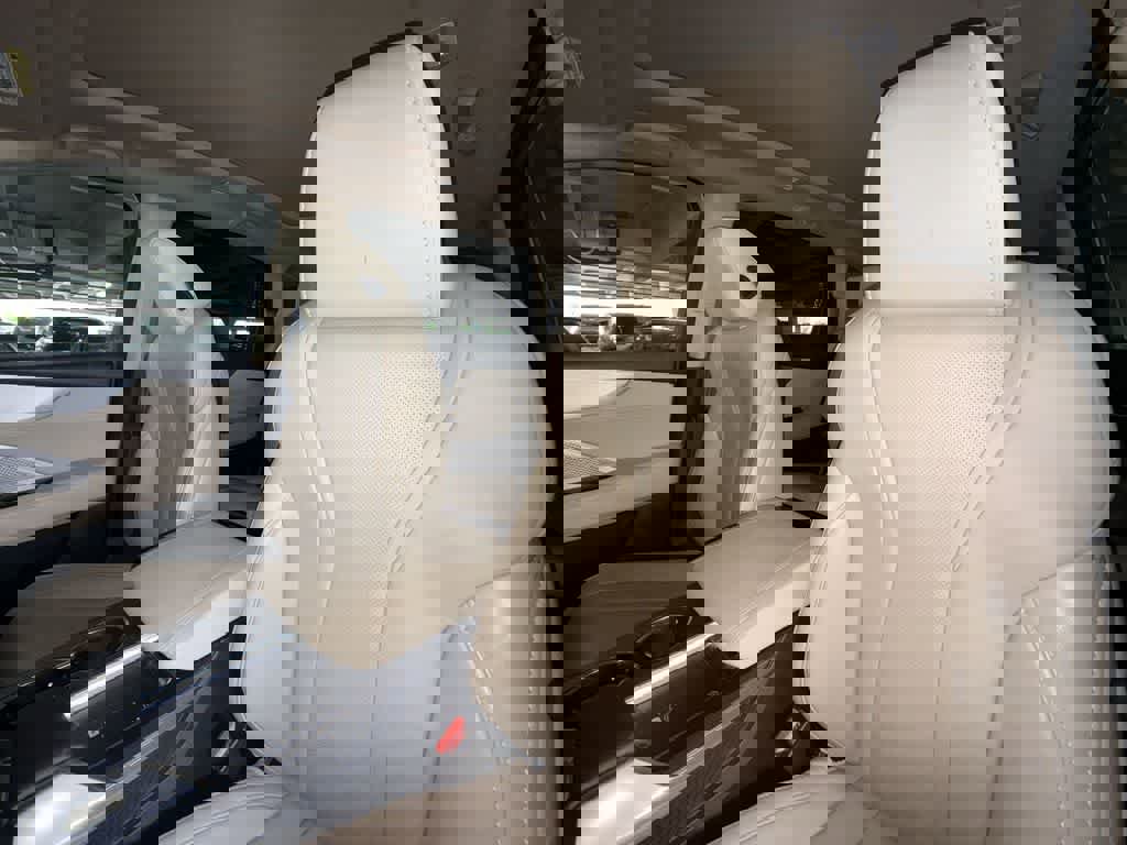 Used 2023 Acura MDX FWD w/ Technology Package image 14