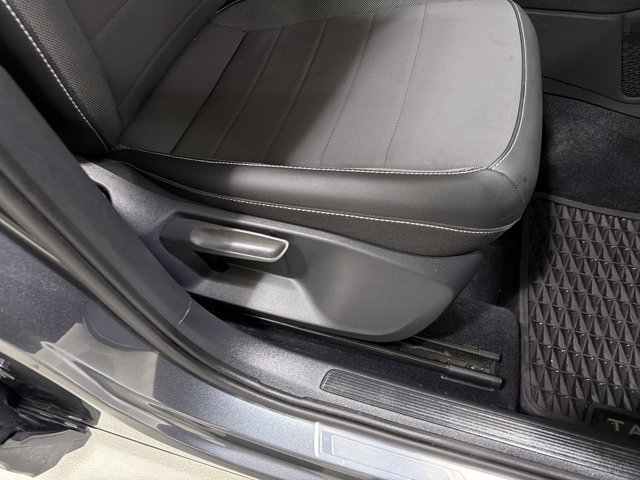 Certified 2022 Volkswagen Taos SE AWD/4WD image 37