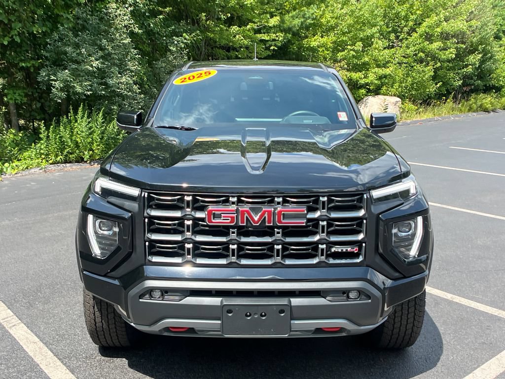 Used 2025 GMC Canyon AT4 AWD/4WD image 8