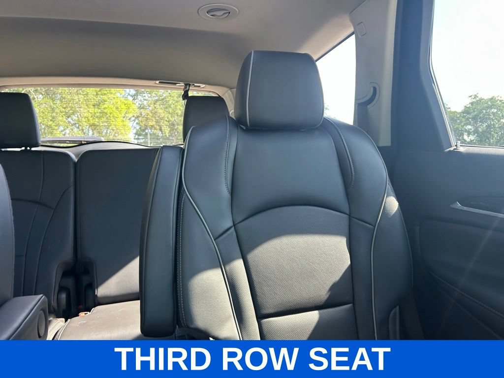 Used 2021 Buick Enclave Avenir w/ Avenir Technology Package FWD image 15