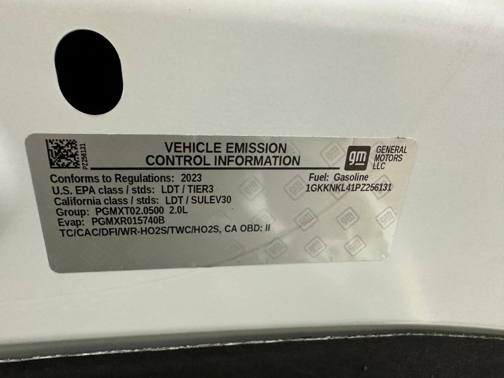 Certified 2023 GMC Acadia SLE w/ Driver Convenience Package image 40