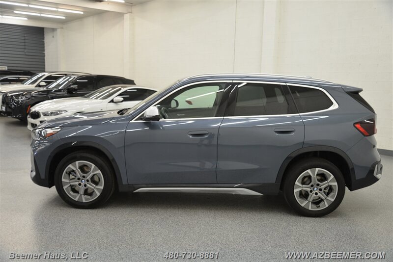 Used 2023 BMW X1 xDrive28i w/ Convenience Package image 3