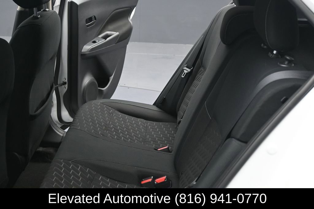 Used 2021 Nissan Kicks S FWD image 18
