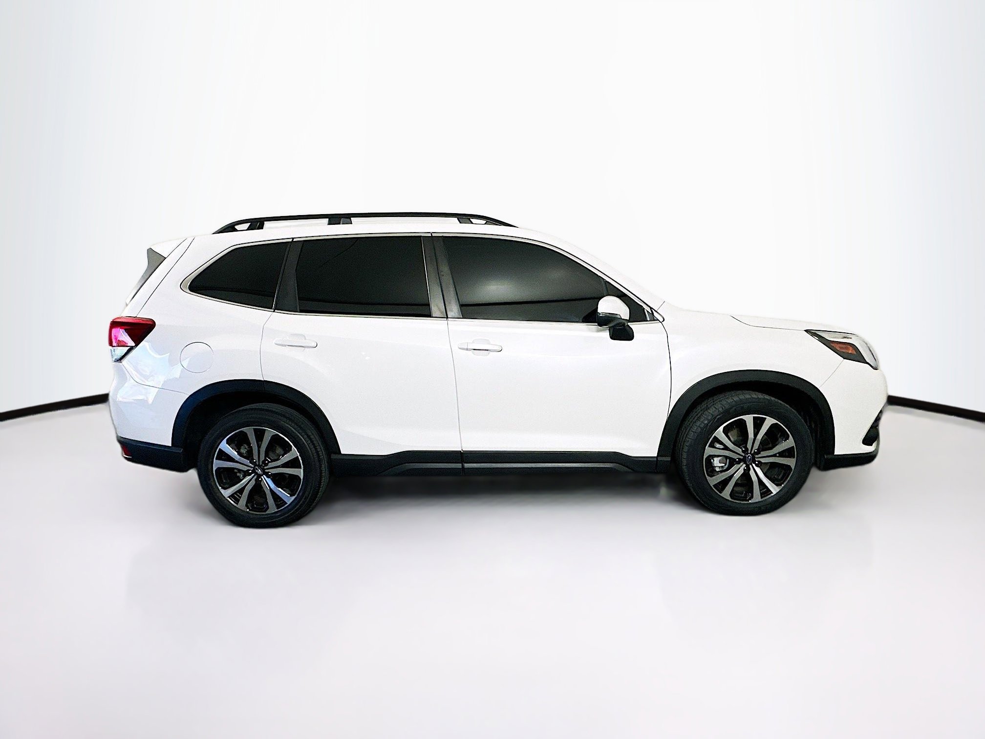 Used 2023 Subaru Forester Limited AWD/4WD image 10
