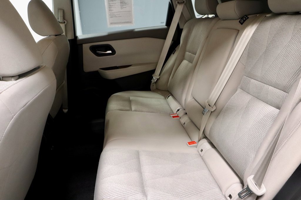 Certified 2025 Nissan Rogue SV image 22