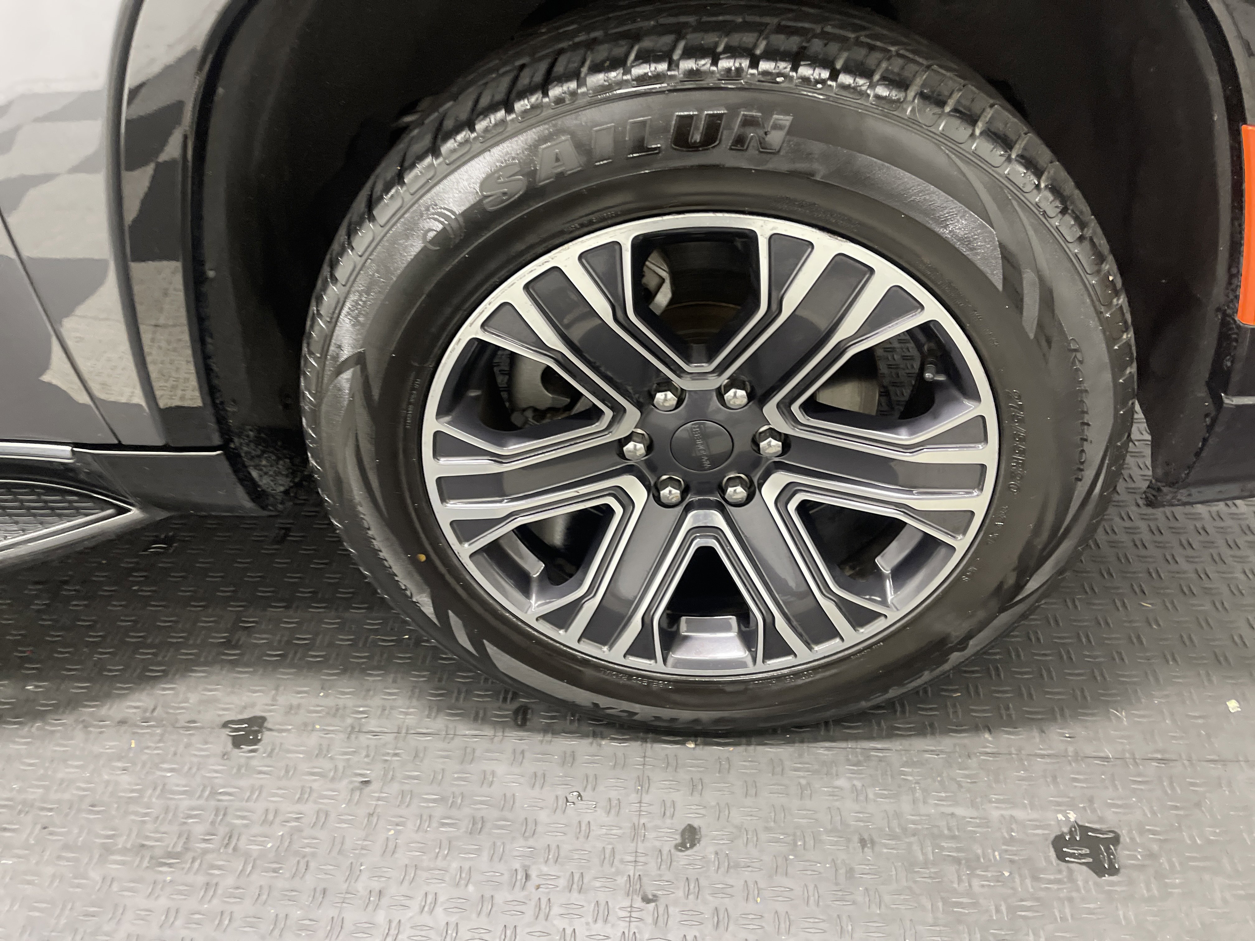 Used 2024 Jeep Wagoneer L Series II w/ Flexible Seating Group image 28