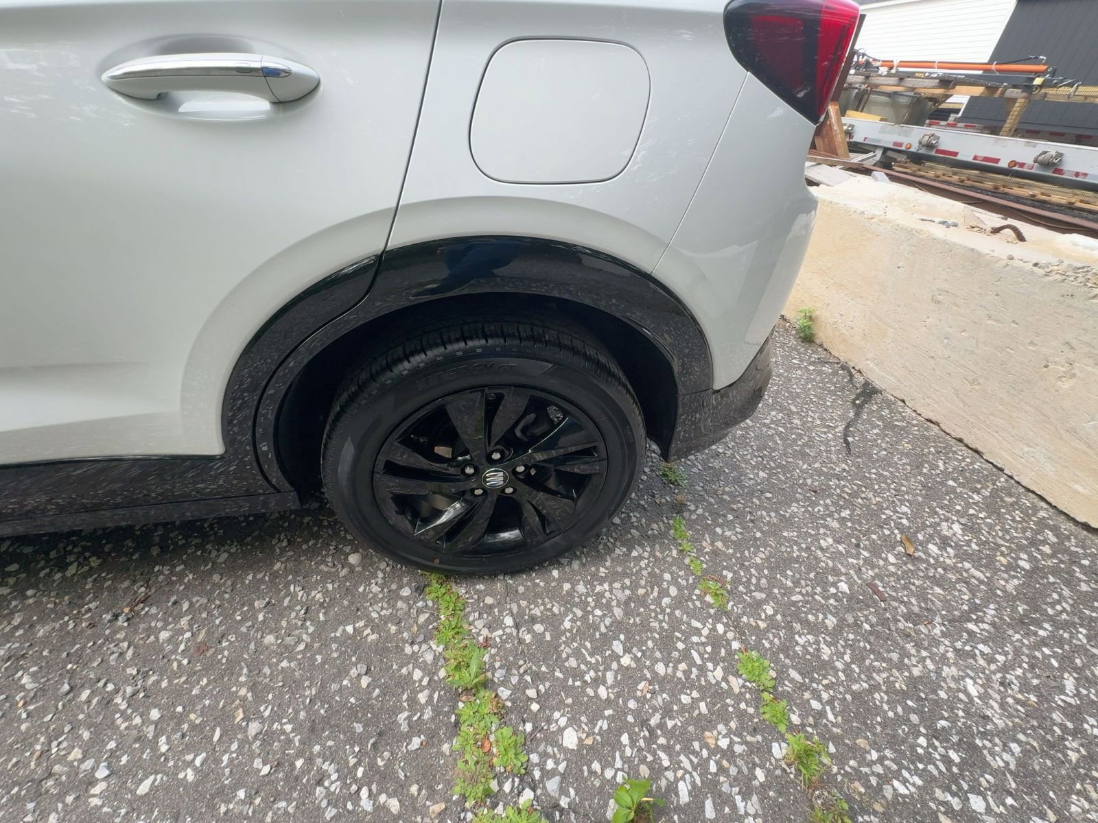 Used 2024 Buick Encore GX Sport Touring image 20