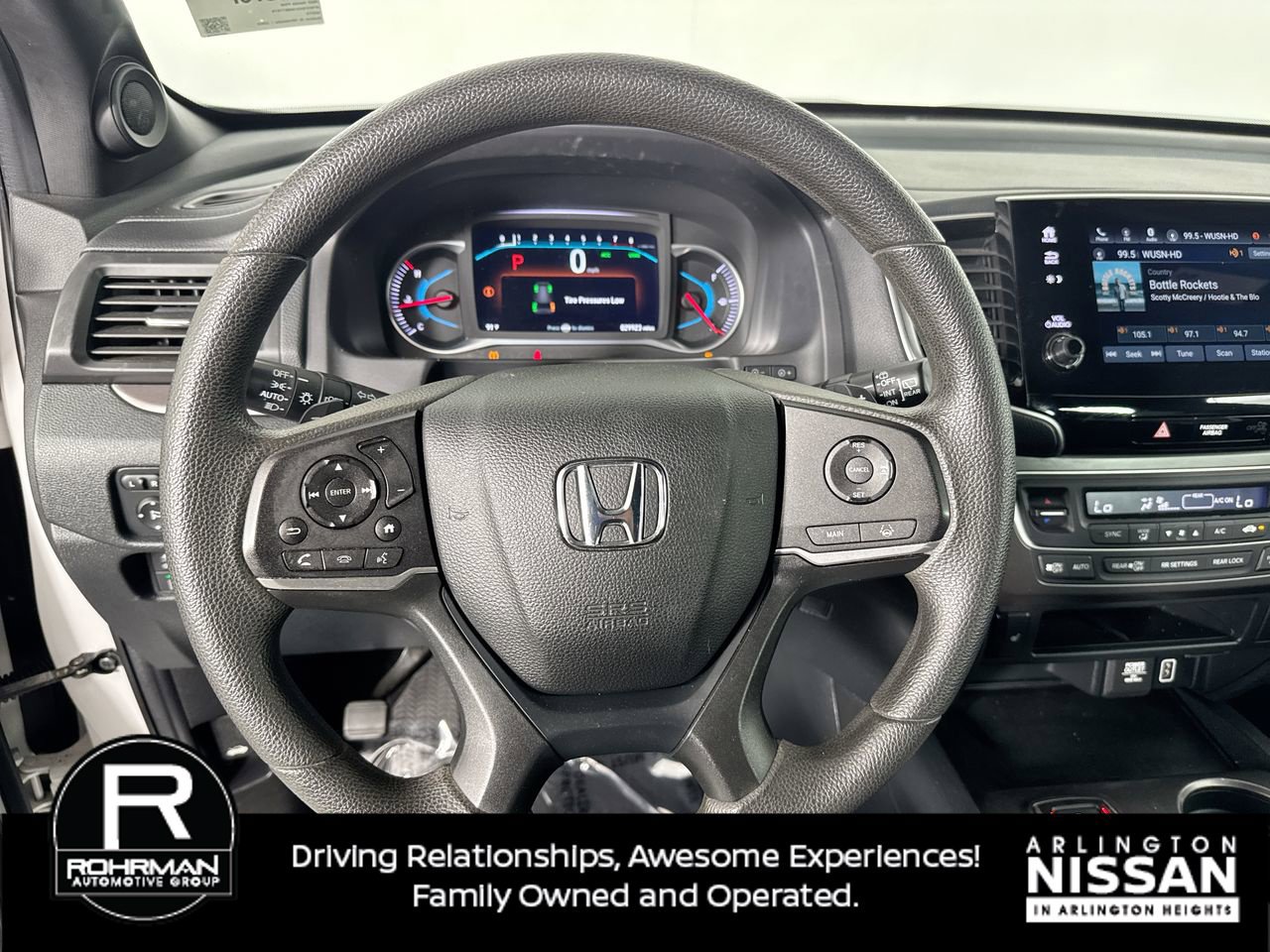 Used 2022 Honda Pilot Sport image 11