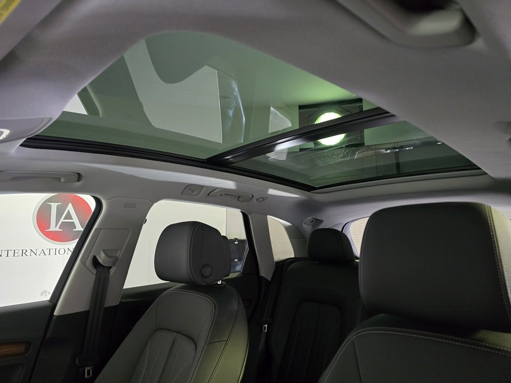 Used 2022 Audi Q5 2.0T Premium Plus w/ Premium Plus Package image 14