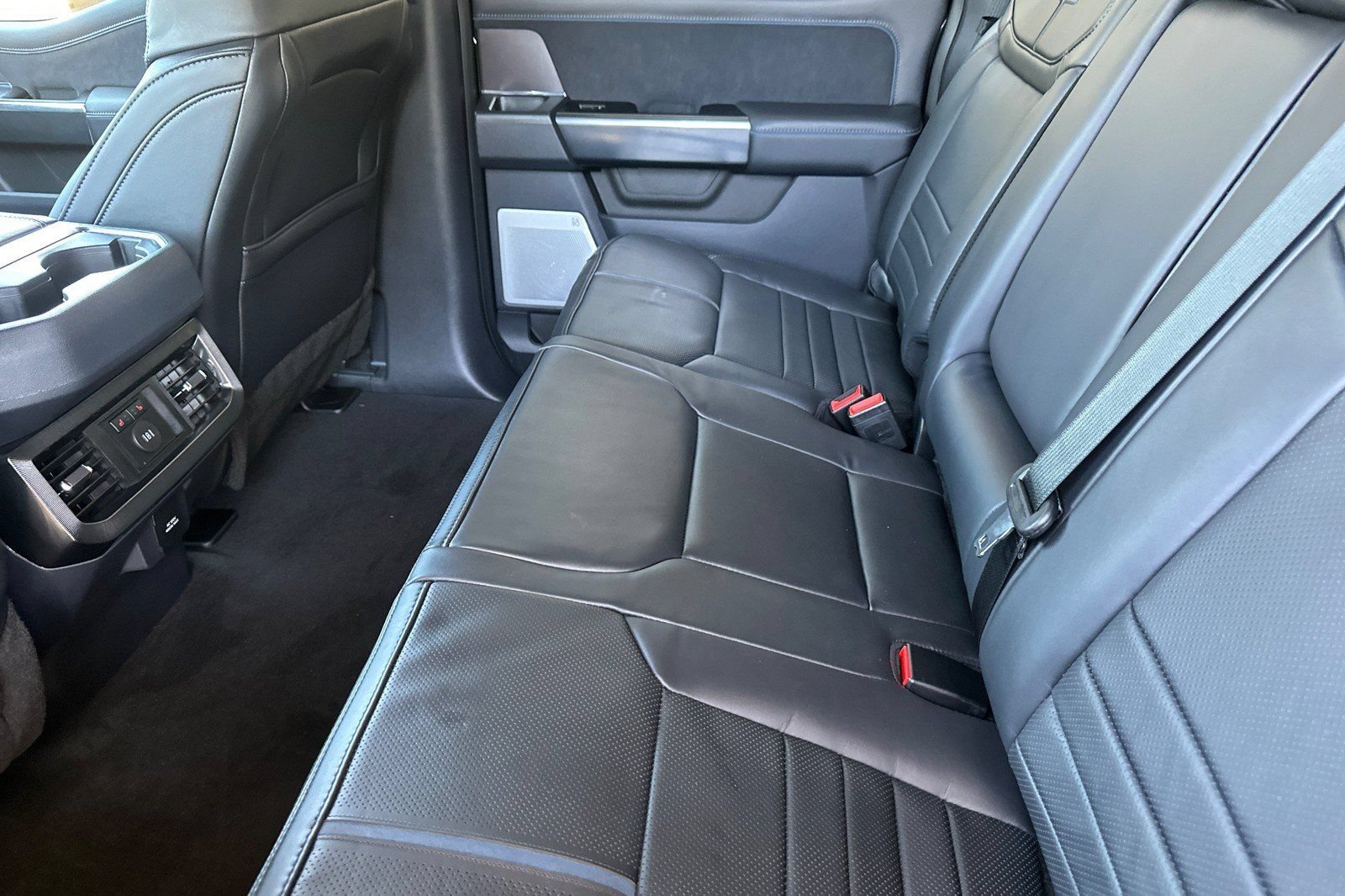 New 2026 Ford F250 Platinum AWD/4WD image 12
