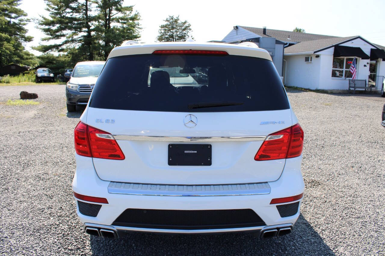 Used 2015 Mercedes-Benz GL 63 AMG 4MATIC w/ Accessory Chrome Package image 8