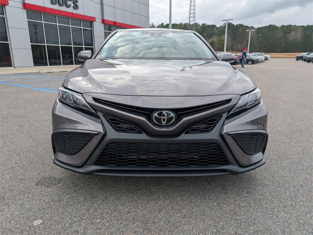 Used 2023 Toyota Camry SE w/ Convenience Package image 8