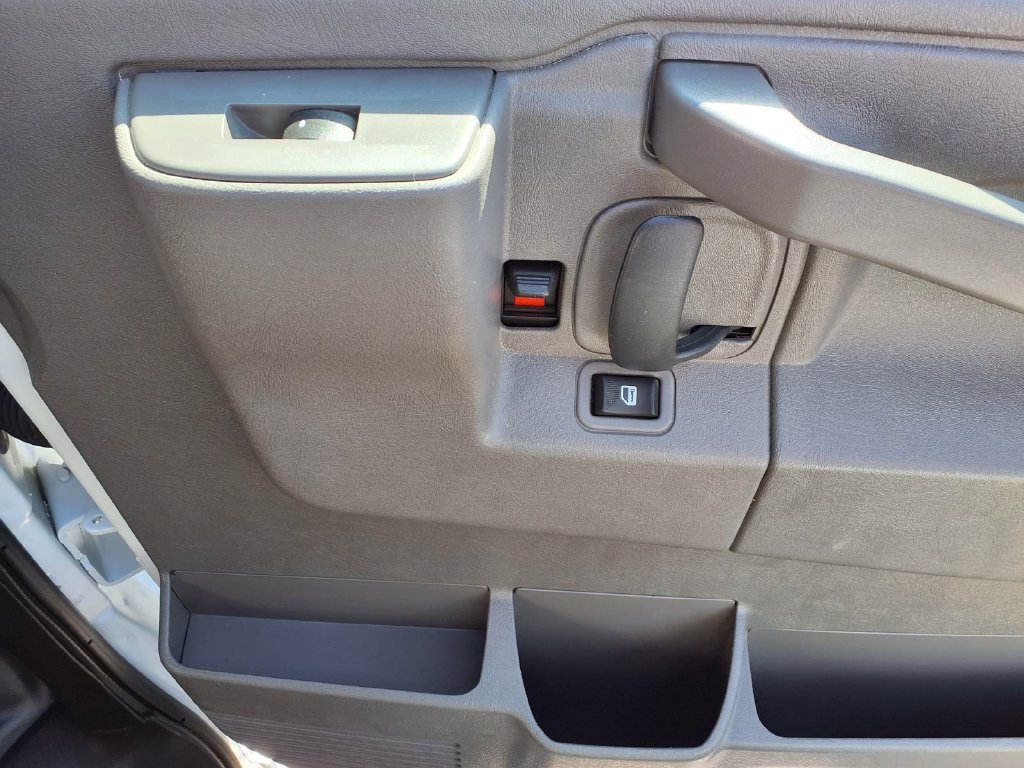 Certified 2024 GMC Savana 2500 w/ Driver Convenience Package RWD image 25