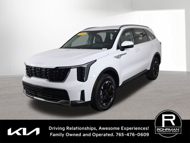 Used 2025 Kia Sorento S image 11