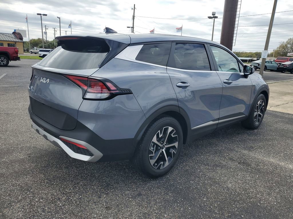 Used 2023 Kia Sportage EX image 4
