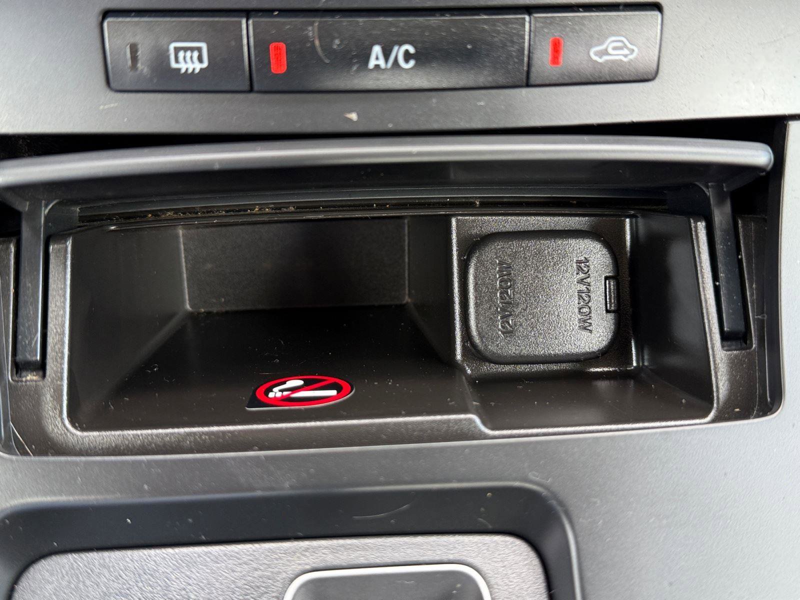 Used 2012 MAZDA MAZDA3 i Sport image 25