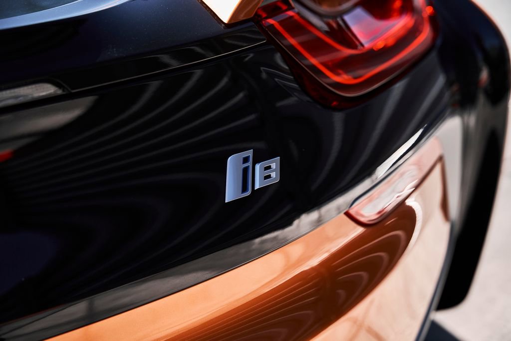 Used 2019 BMW i8 Coupe image 15