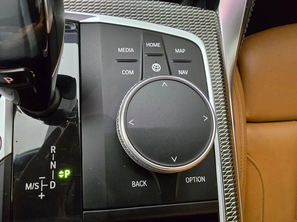 Used 2021 BMW M440i Convertible w/ Premium Package RWD image 34