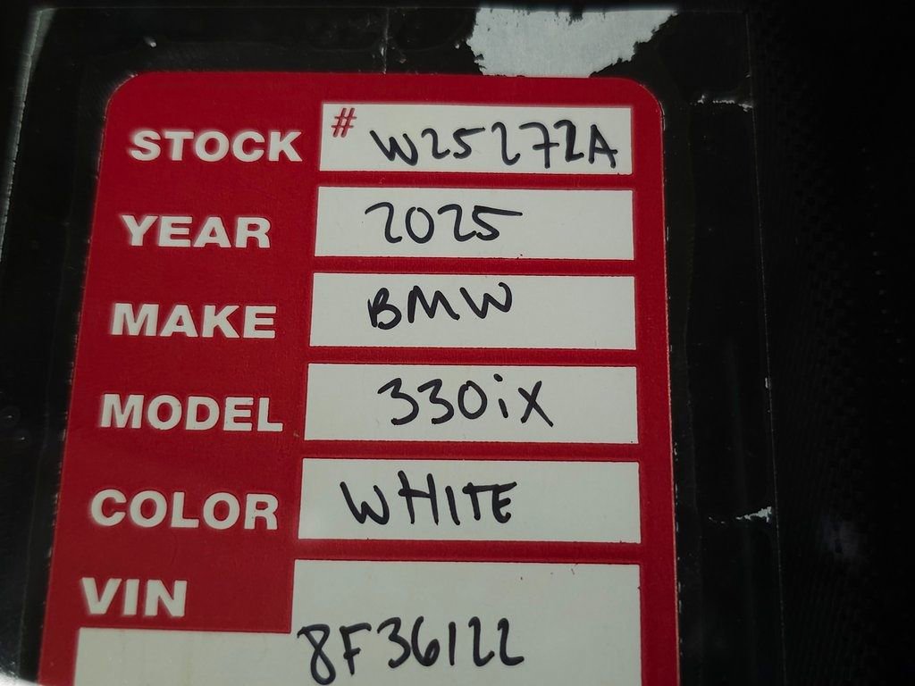 Used 2025 BMW 330i xDrive Sedan w/ Convenience Package image 35