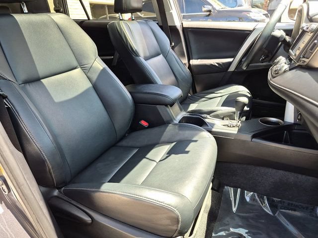 Used 2015 Toyota RAV4 Limited w/ Technology Package FWD image 34