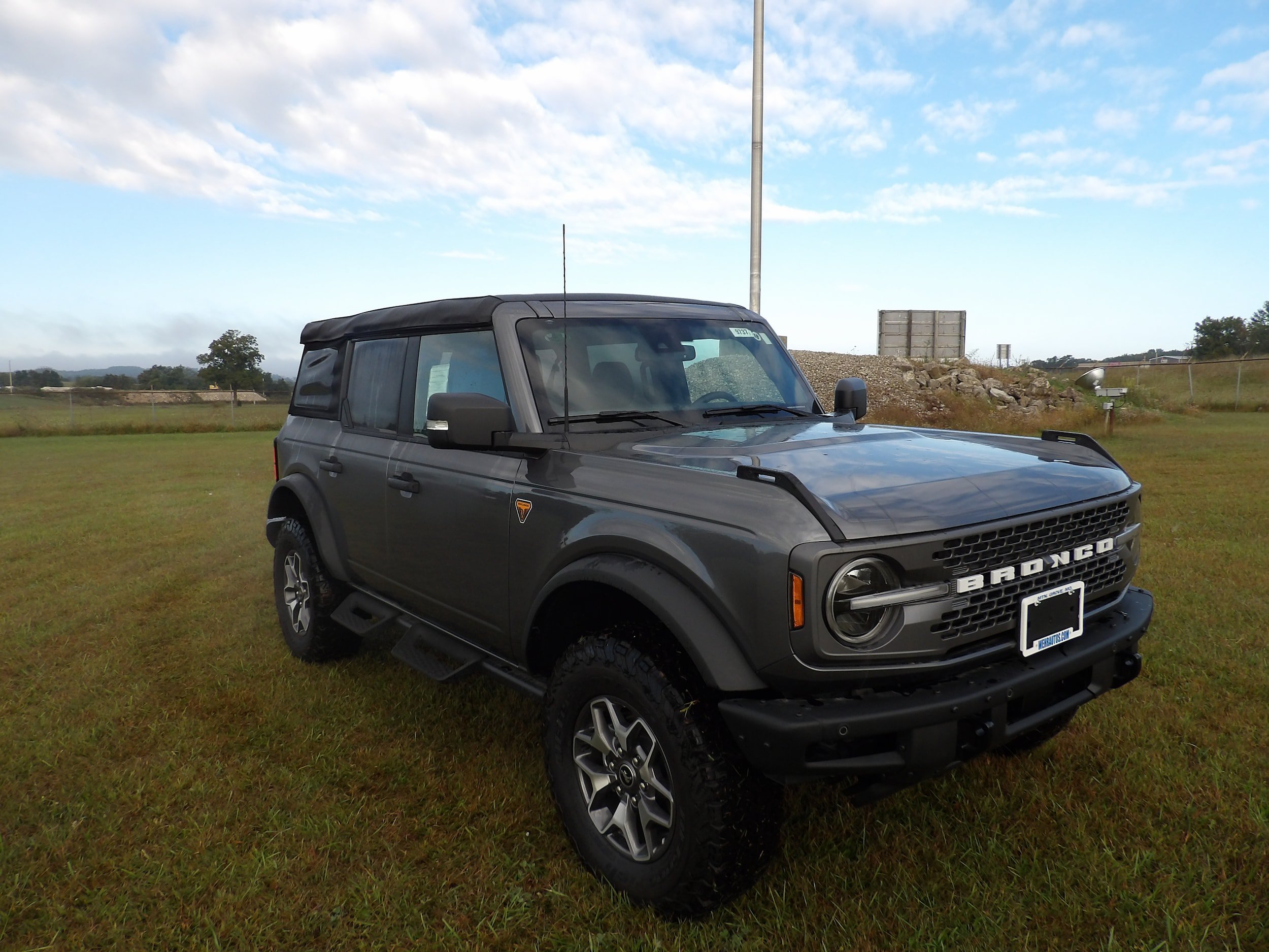 New 2024 Ford Bronco Badlands AWD/4WD image 4