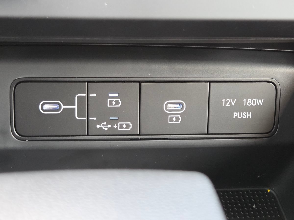 New 2027 Hyundai Santa Cruz SE AWD/4WD image 10