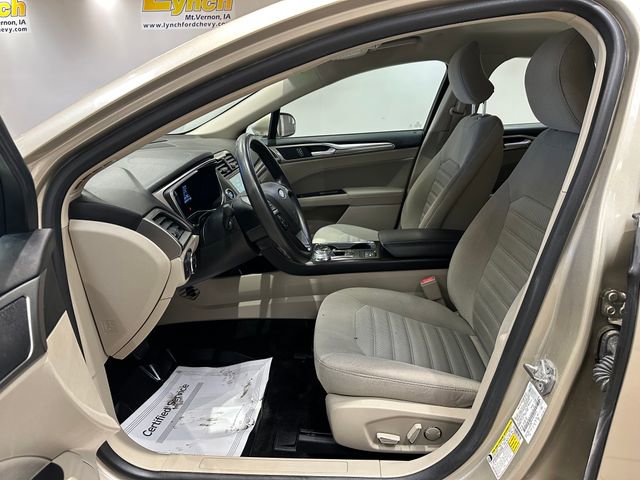 Used 2018 Ford Fusion SE image 5