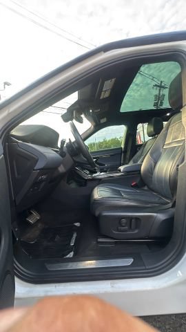 Used 2020 Land Rover Range Rover Evoque R-Dynamic SE AWD/4WD image 11