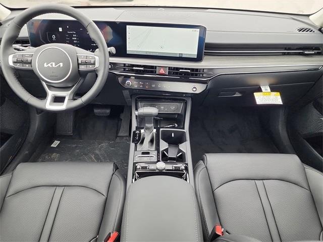 Used 2025 Kia K5 EX image 17
