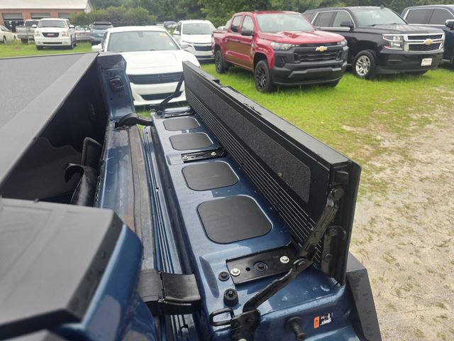 Used 2024 GMC Sierra 1500 SLT w/ SLT Premium Plus Package AWD/4WD image 36