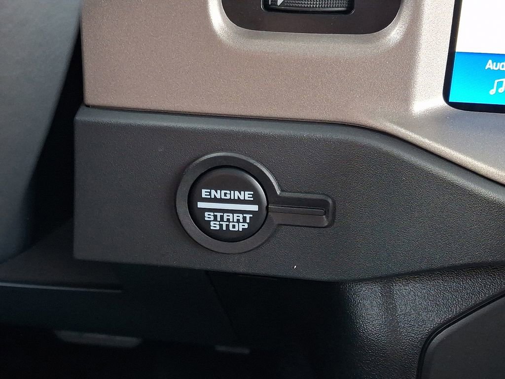 New 2026 Ford Bronco Outer Banks image 14