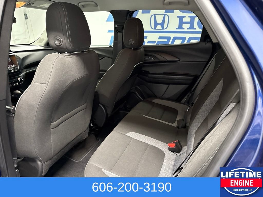 Used 2023 Chevrolet TrailBlazer LT FWD image 15