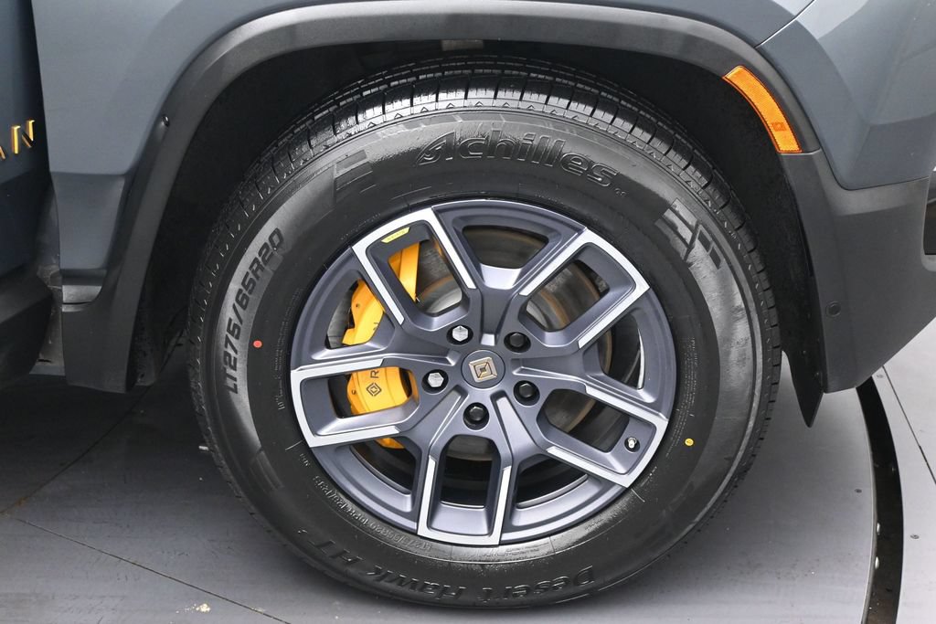 Used 2022 Rivian R1T Adventure AWD/4WD image 8
