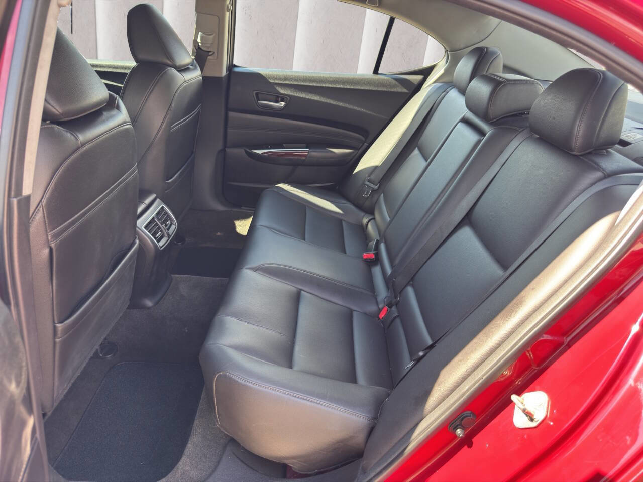 Used 2017 Acura TLX image 11