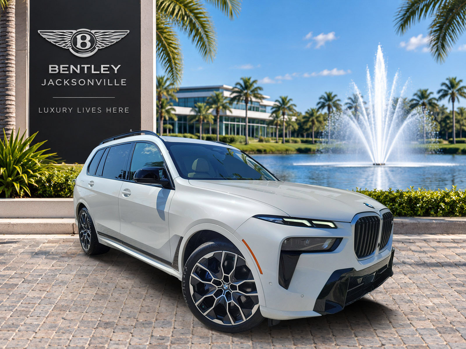Used 2025 BMW X7 M60i AWD/4WD image 47